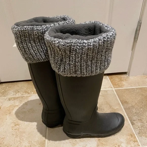 Hunter Boots - Picture 3 of 3